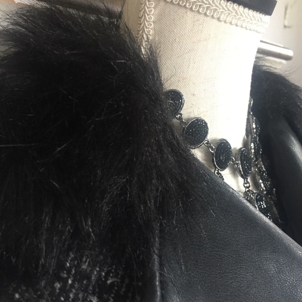 'Sophisticated Rebel' Spring/Fall Jacket - Picture 4 of 14